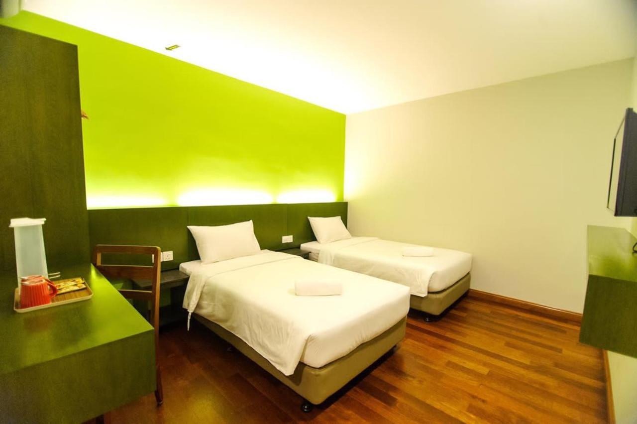 Hotel Trevor By I Housing Malacca Extérieur photo