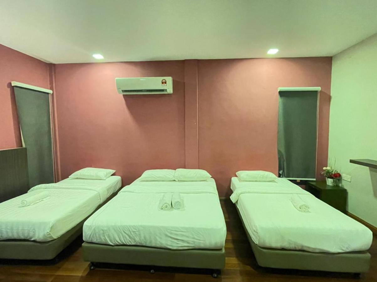 Hotel Trevor By I Housing Malacca Extérieur photo